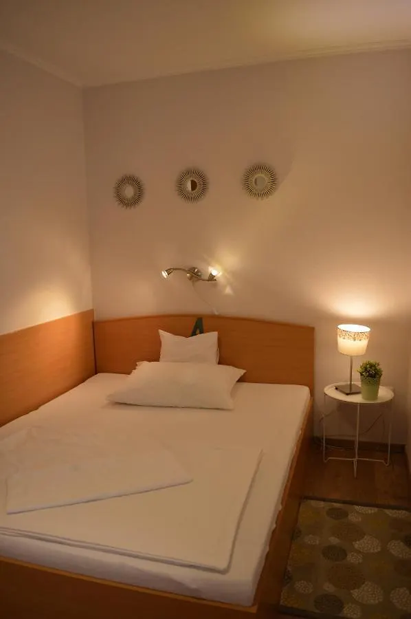 Bed and Breakfast Alfred Panzio Budapeszt 3*,