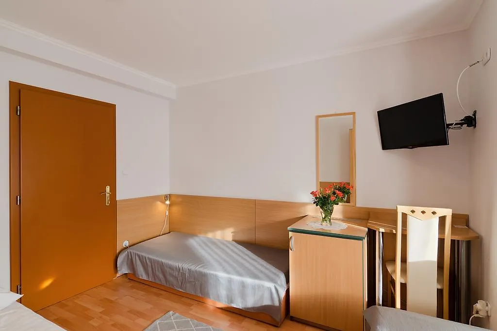 Bed and Breakfast Alfréd Panzió à Budapest Couette-café