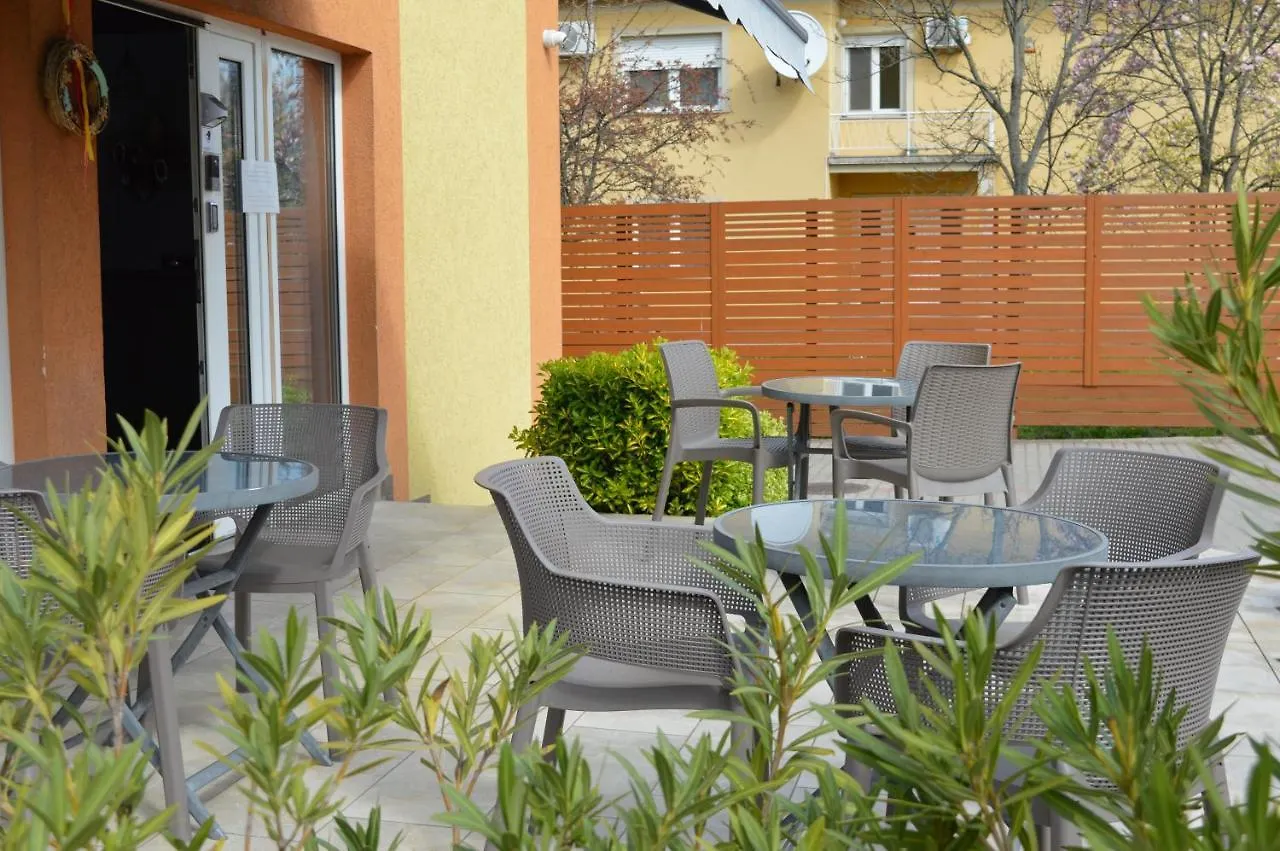 Alfred Panzio Bed & Breakfast Budapest Hungary
