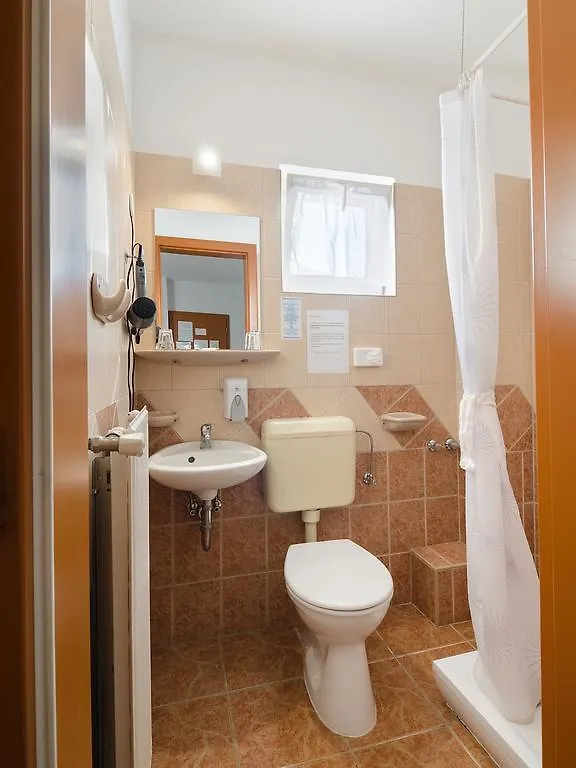 Alfred Panzio Bed & Breakfast Budapest