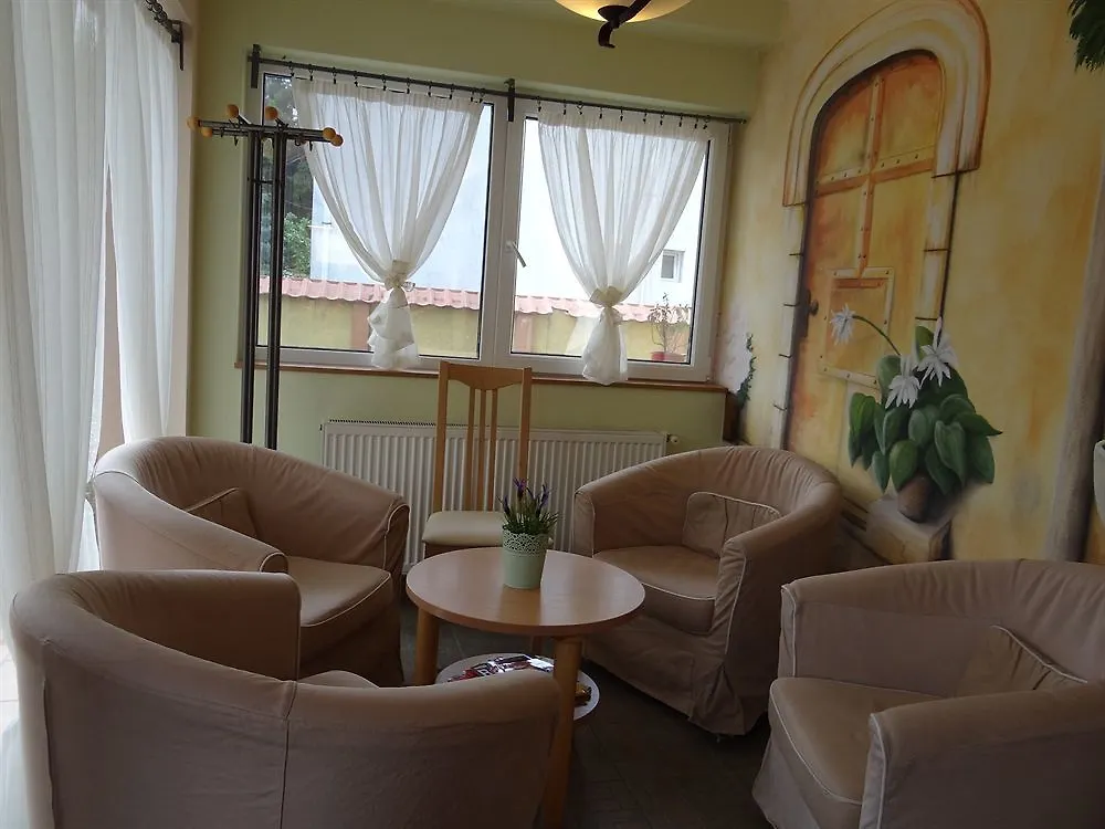 Alfred Panzio Bed & Breakfast Budapest 3*,